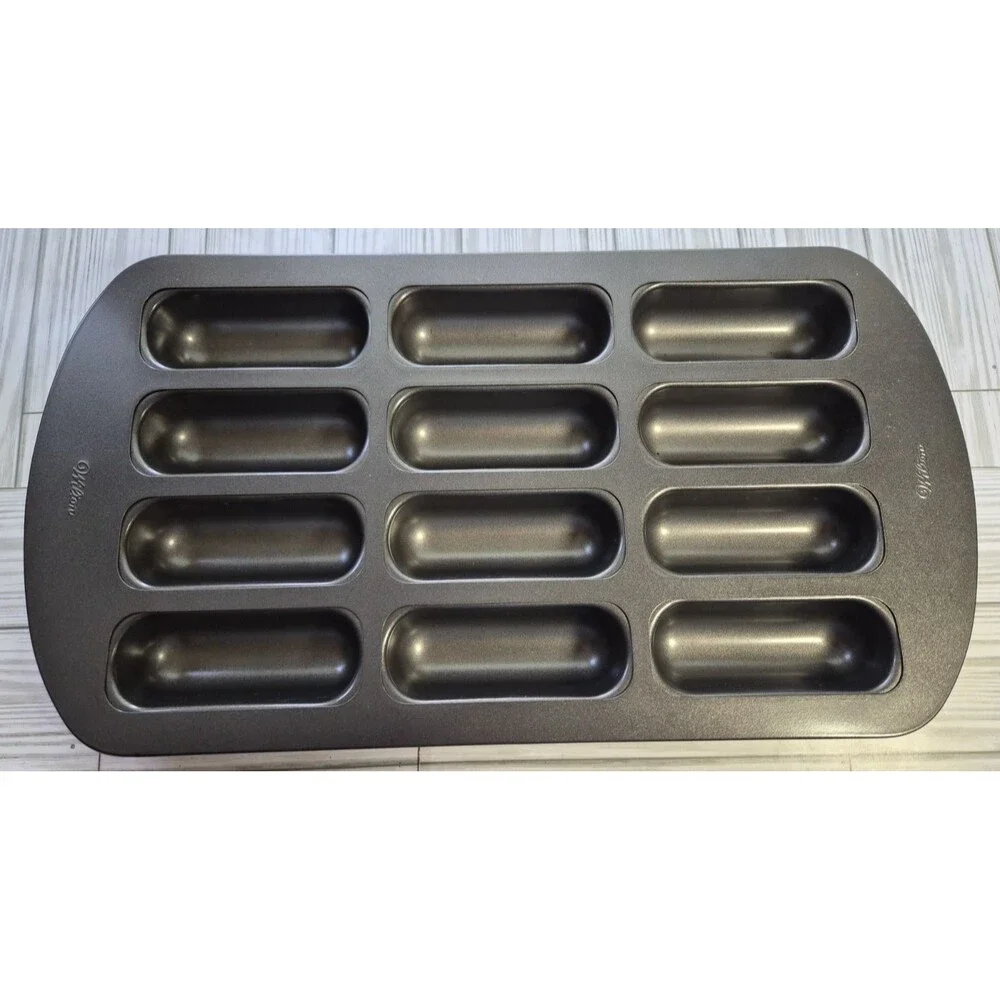 Wilton Mini Cake Twinkie 12 Cavity Molds Carbon Steel Non-Stick Baking Pan Gray